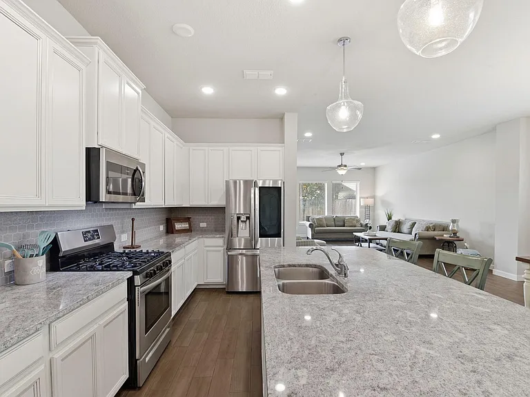3410 Shockley Ln — Photo 10