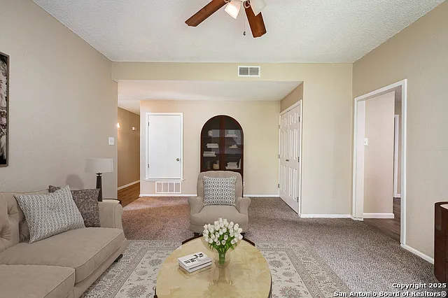 1819 Babcock Rd #704 — Photo 11