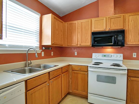 5th image of 5532 Cattail Ct