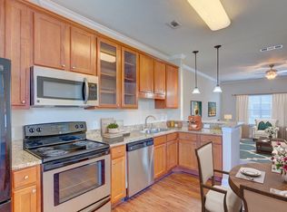 Monticello Oaks Townhomes, Fort Worth, TX 76107