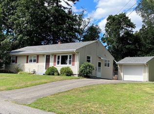 38 Dewitt St, Springfield, MA 01129