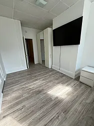 Rented by Apple Realty Group Corp