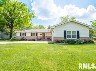 3010 W Gilbert Ave, Peoria, IL 61604