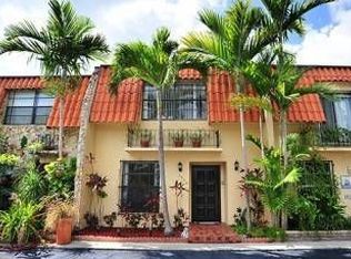 3822 NE 167th St, North Miami Beach, FL 33160