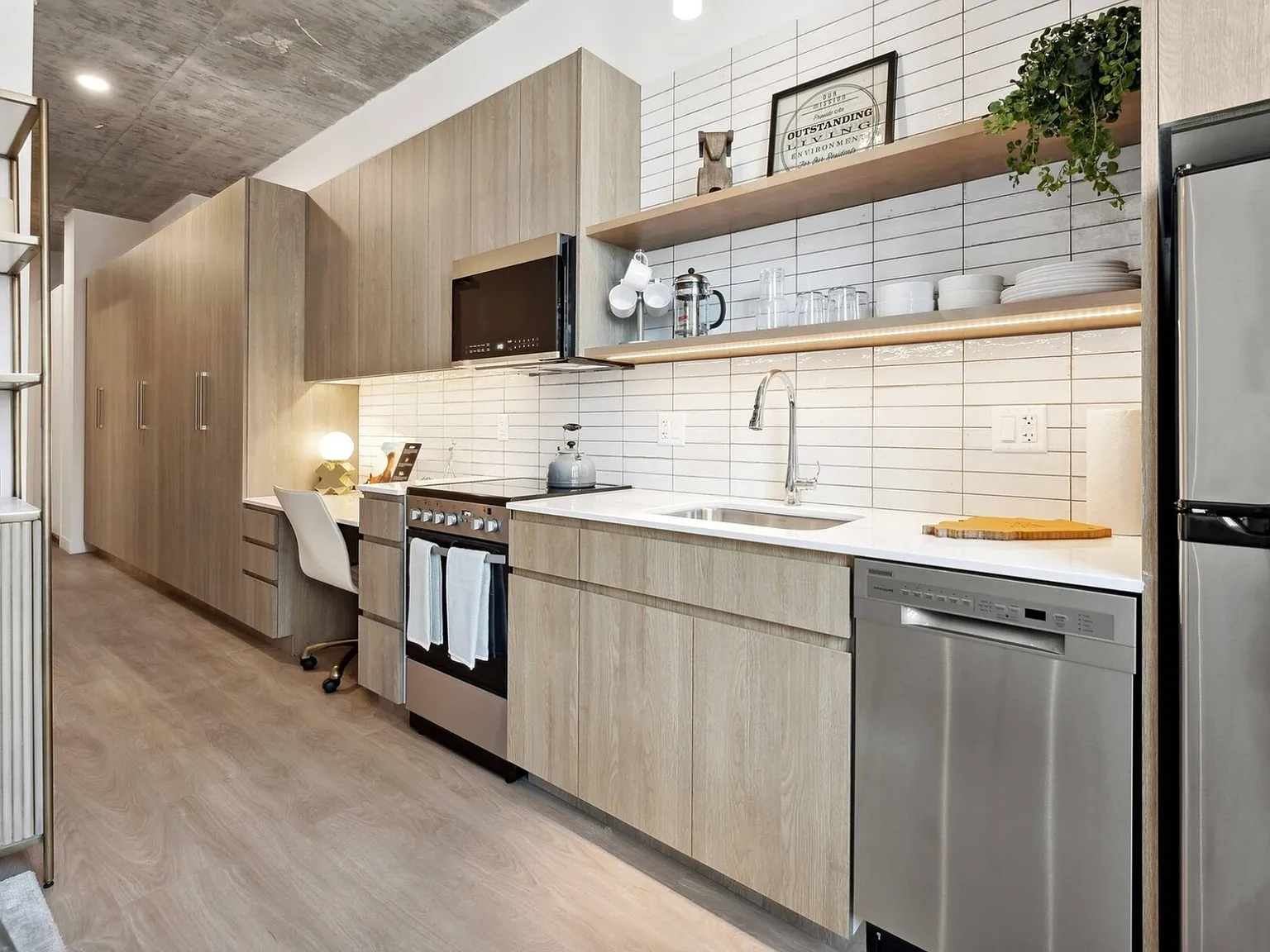 1 bed, 522 sqft, $2,808 — Photo 1