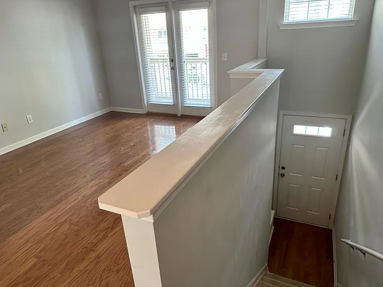 1548 Liberty Pkwy NW — Photo 9