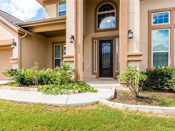 3rd image of 2609 Shumard Bluff Dr