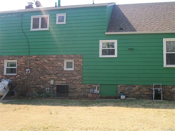 3rd image of 6407 Daleshire Dr