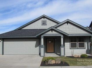 20786 Hollis Ln, Bend, OR 97702