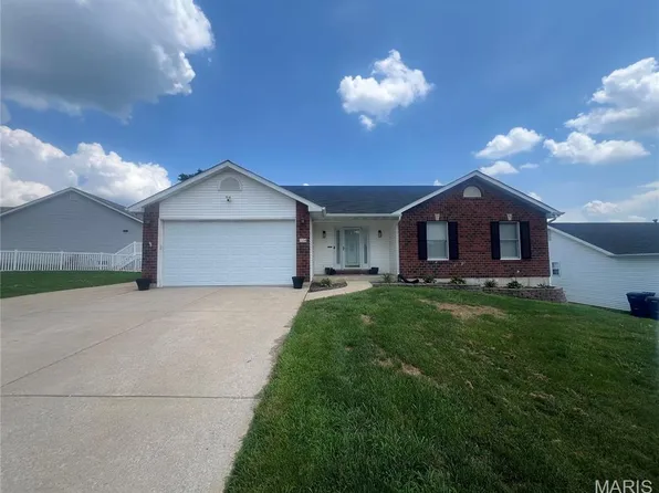 224 Carrington Blvd, Troy, MO 63379
