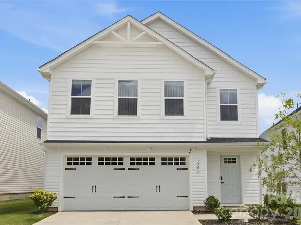 1705 Gutter Branch Dr, Charlotte, NC 28216