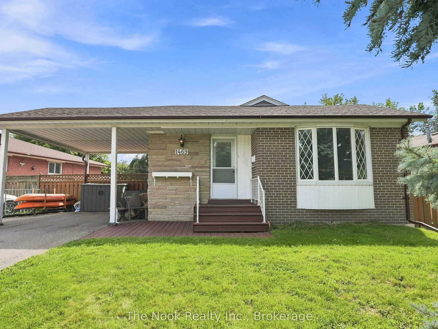 3 bed, $2,695 — Photo 2