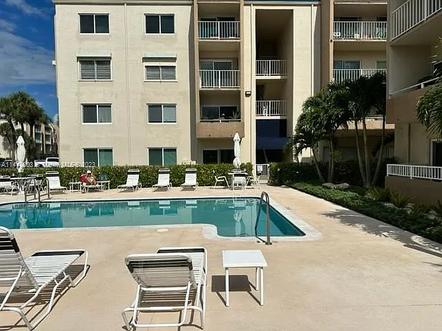 7775 SW 86th St #F1302 — Photo 12