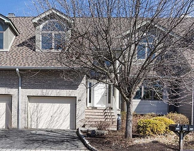 1st image of 310 Cedar Ct