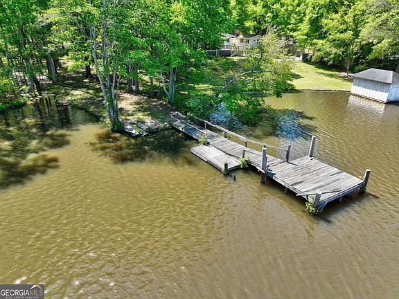 3rd image of 641 Ragsdale Rd