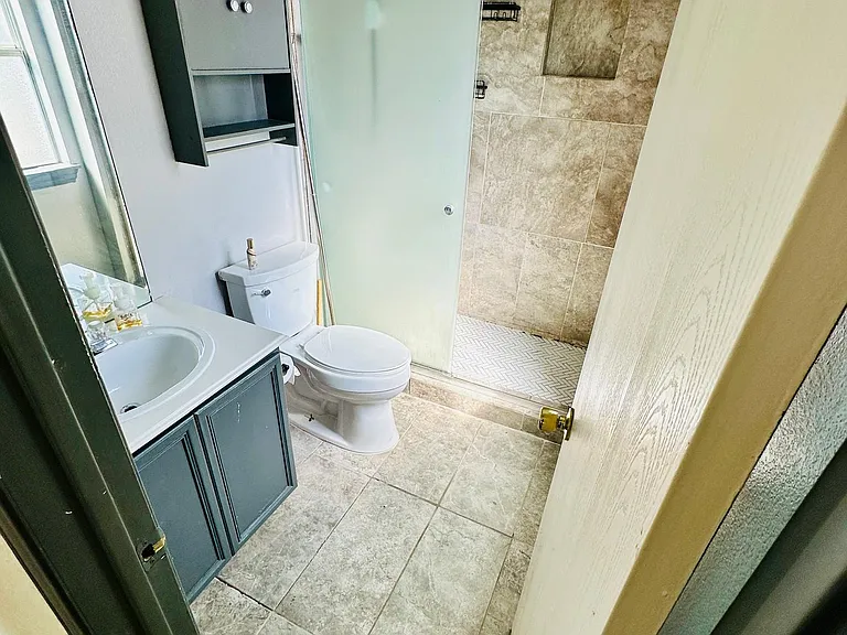 826 Greene Way — Photo 11