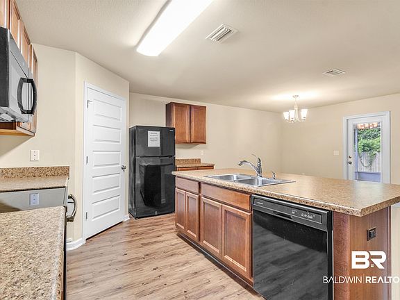 3rd image of 17589 Lewis Smith Dr