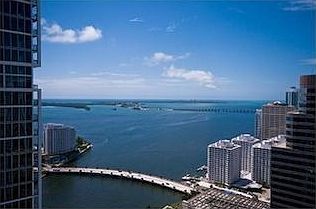 3rd image of 485 Brickell Ave APT 3910