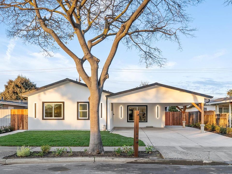 1st image of 709 Lakebird Dr