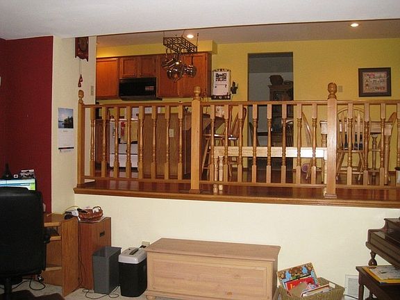 2nd image of 6024 S 298th Pl