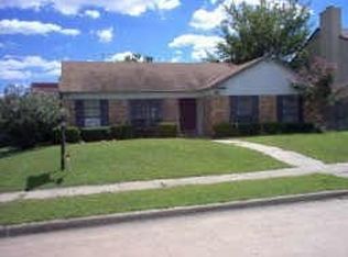 130 Southerland Ave, Mesquite, TX 75150
