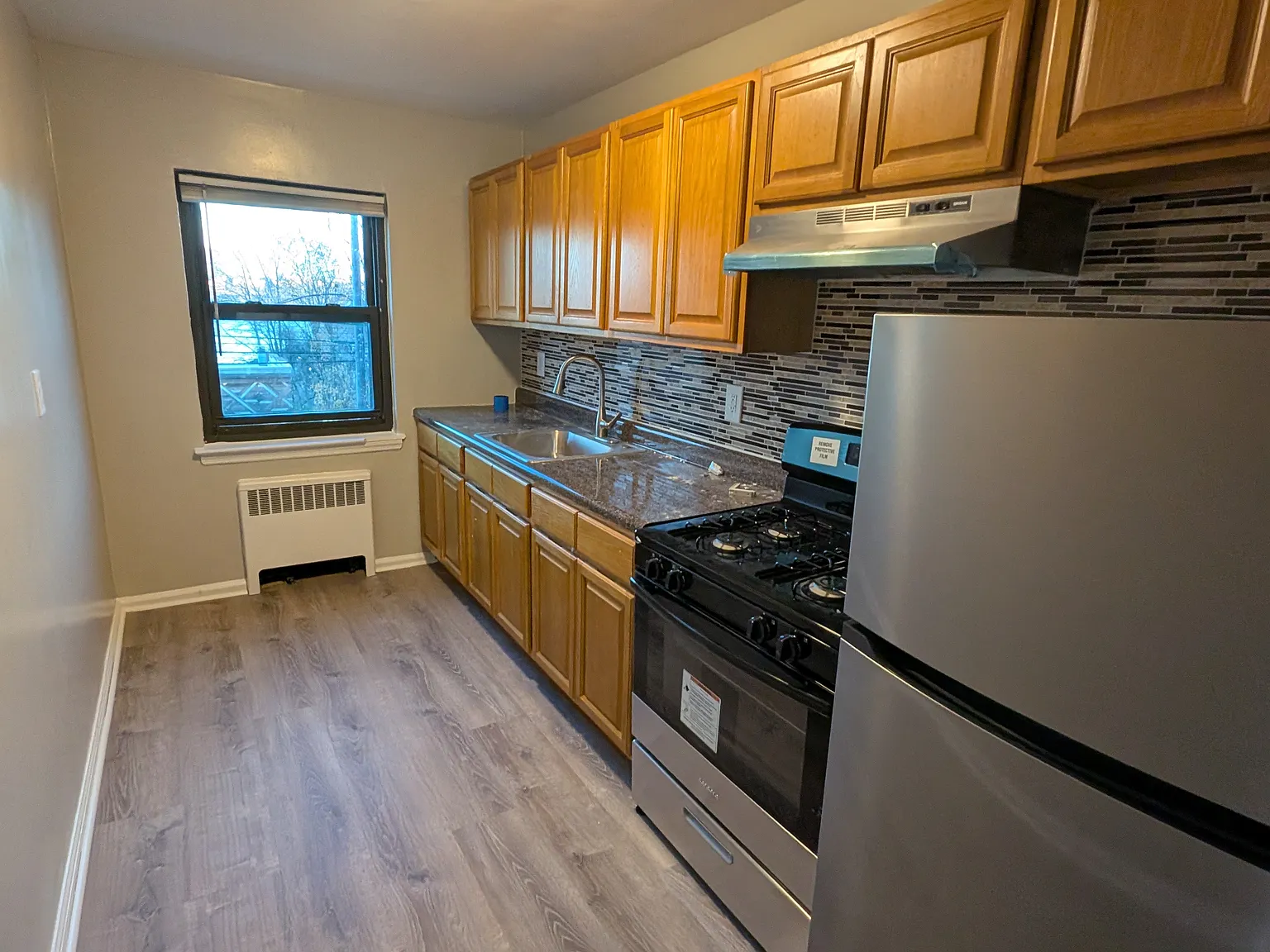 1 bed, $2,075 — Photo 2
