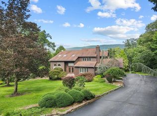 20 Pearce Dr, Highland Mills, NY 10930