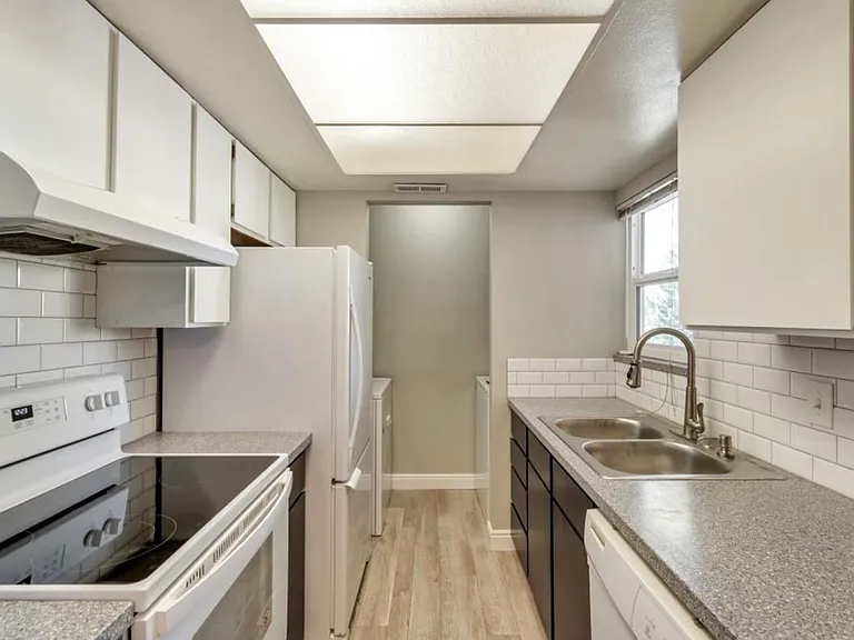7201 S Station Creek Way — Photo 5