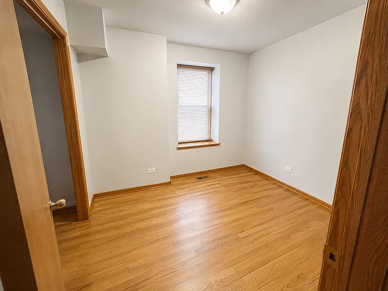 3217 S May St #1 — Photo 11