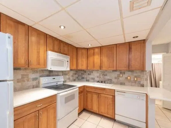 3304 Virginia St APT 4C, Miami, FL 33133