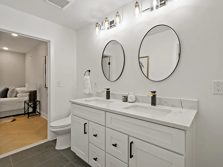 1810B E Moyamensing Ave #2 — Photo 12