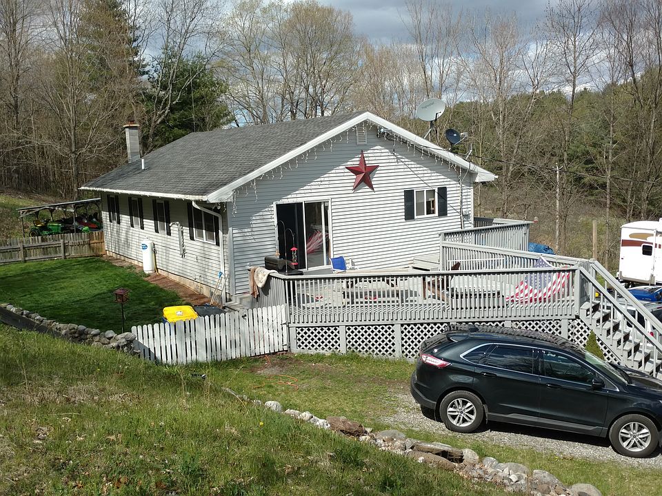 2nd image of 386 Christie Rd