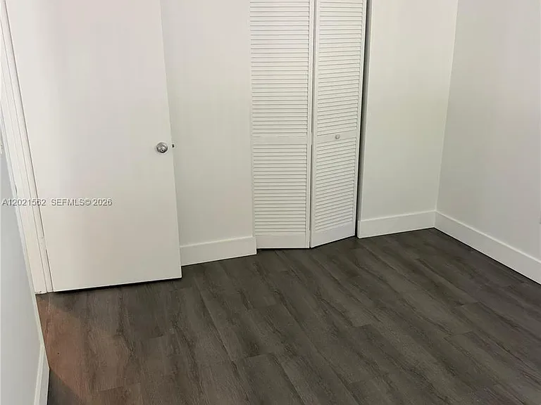 1740 NW North River Dr #325 — Photo 7