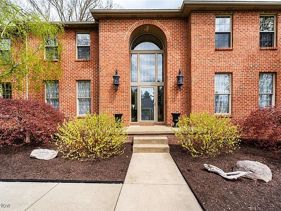 5th image of 5880 Rosewood Dr