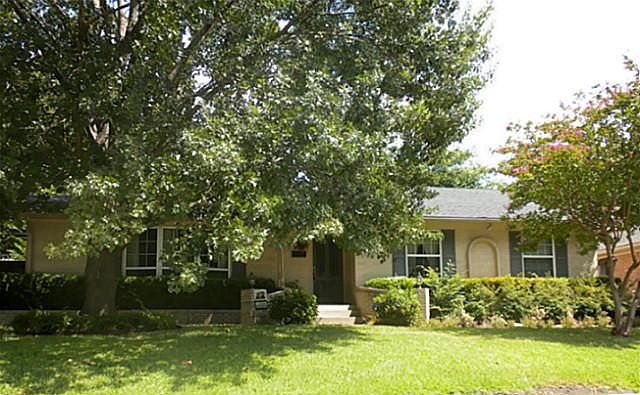 1st image of 609 Laguna Dr