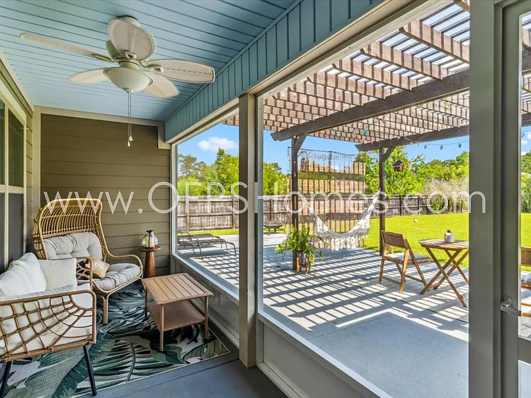 8170 Tavira St — Photo 35
