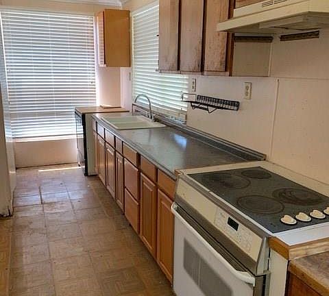 5th image of 8196 Juzan Ln