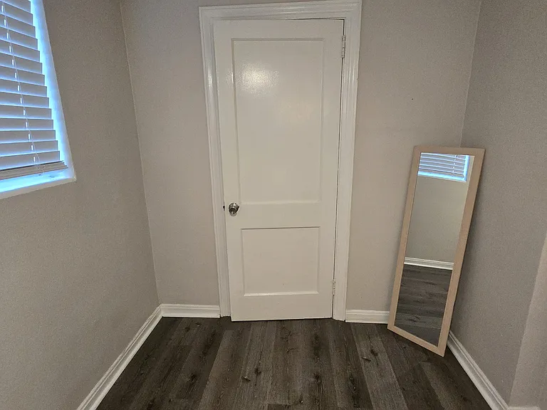238 E 7th St #2 — Photo 10