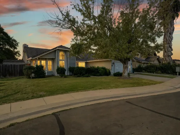 229 Sandpiper Dr, Galt, CA 95632