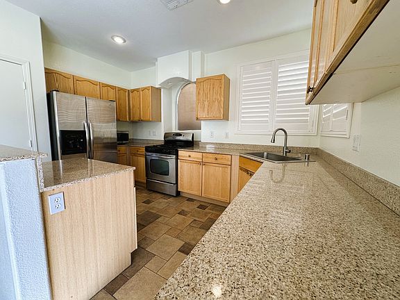 5th image of 273 Rolling Springs Dr