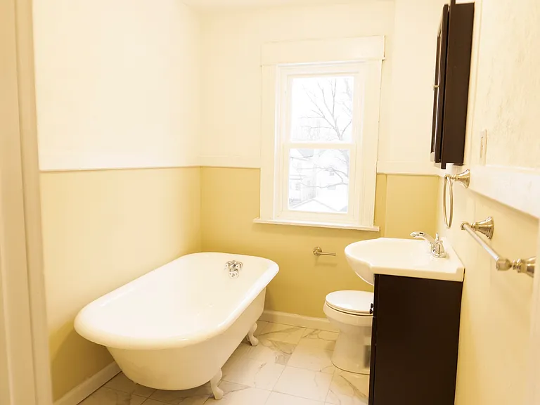 48 Gates St #1 — Photo 11