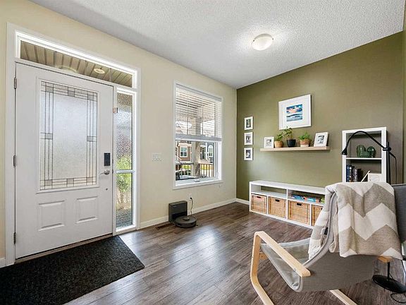 3rd image of 367 E Auburn Crest Way SE