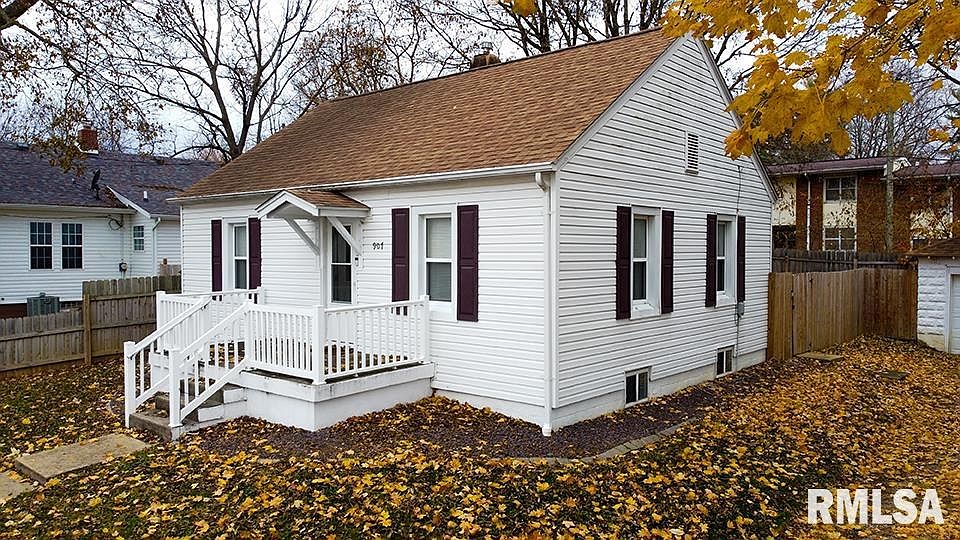 1st image of 907 Franklin Ave