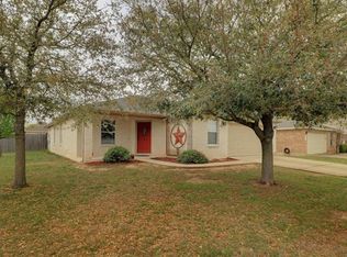 305 Woodley Rd, Leander, TX 78641