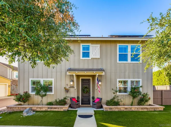 2769 Overlook Point Dr, Escondido, CA 92029