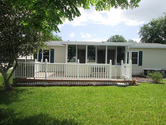 2nd image of 4057 Las Brisas Pl