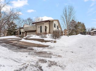 7034 W 113th St, Bloomington, MN 55438