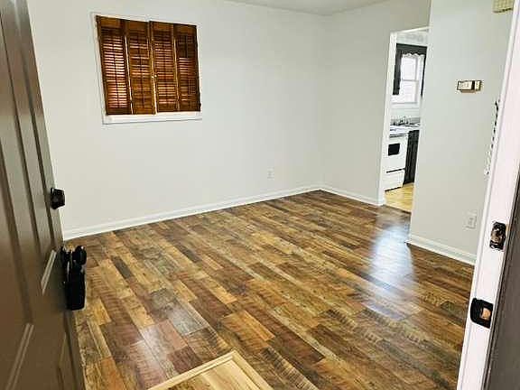 2nd image of 704 S 2nd St #5