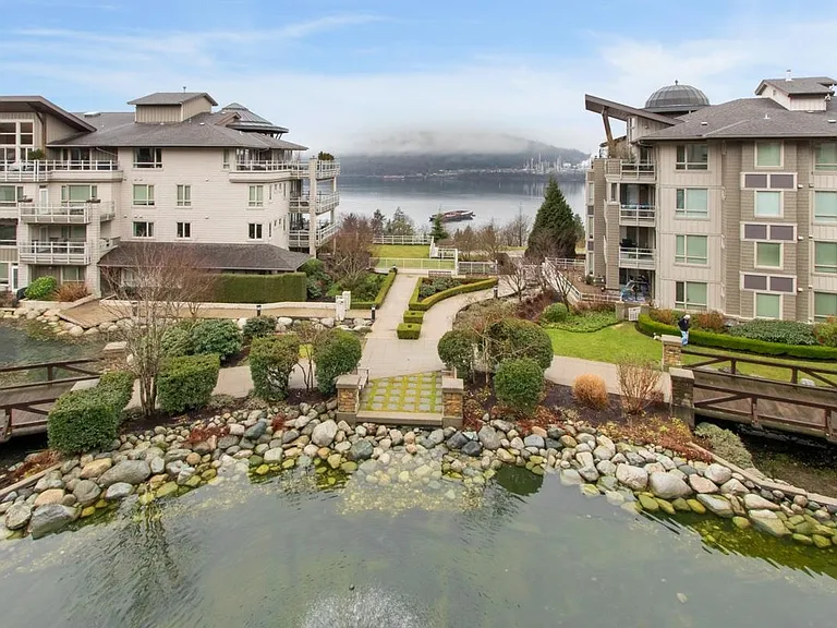 580 Raven Woods Dr #405 — Photo 14