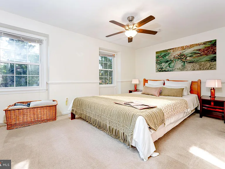 6705 Surreywood Ln — Photo 13
